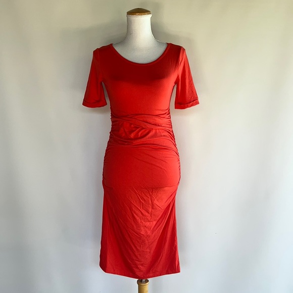 NWT Isabella Oliver Ruched T-Shirt Maternity Dress - sz 1 (= 2US) - Picture 2 of 6